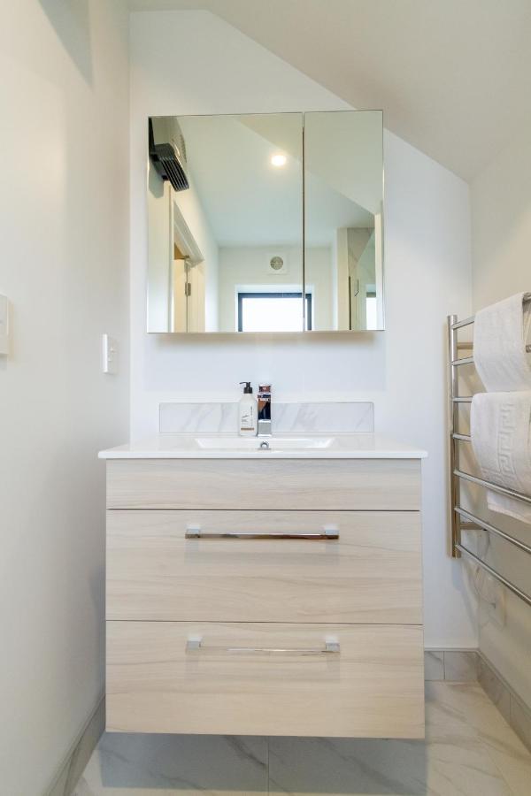 Tuam Street Treasure- 2 Bed 2 Bath Appartement Christchurch Buitenkant foto