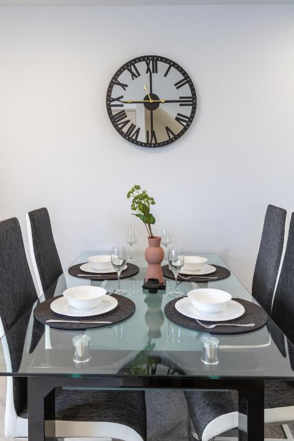 Tuam Street Treasure- 2 Bed 2 Bath Appartement Christchurch Buitenkant foto